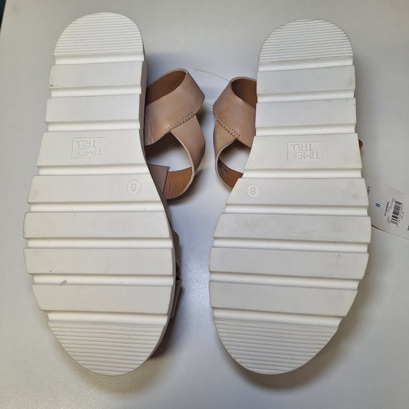 Time and Tru Women's Memory Foam Gladiator Sandals Tan Size 8 - Picture 6 of 7